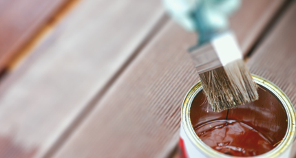 Såhär underhäller du oljad mahogny